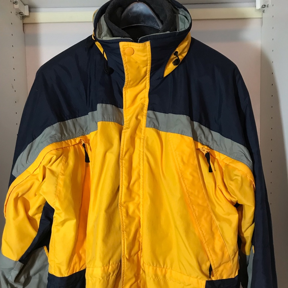Mens (L) ☔️ Raincoat w/ removable insulated lining